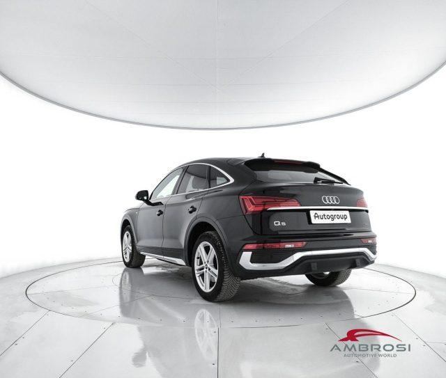 AUDI Q5 S-LINE SPORTBACK 40 2,0 Quattro