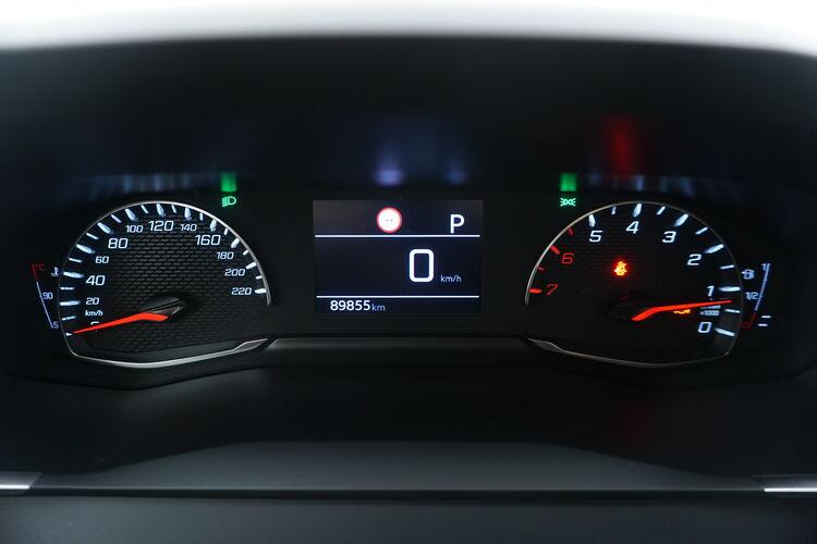 Peugeot 2008 Allure EAT8 BR521616 1.5 Diesel 131CV