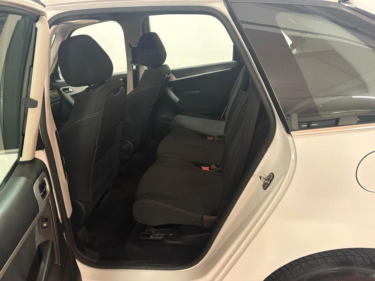 CITROEN C4 PICASSO Diesel 1.6 CV 110 Km 134.696 certificati PER NEOPATENTATI Garanzia 12 mesi