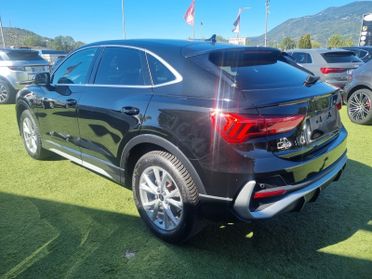 Audi Q3 SPB 35 TDI S tronic S-Line TETTO, Navi , virtual, pelle