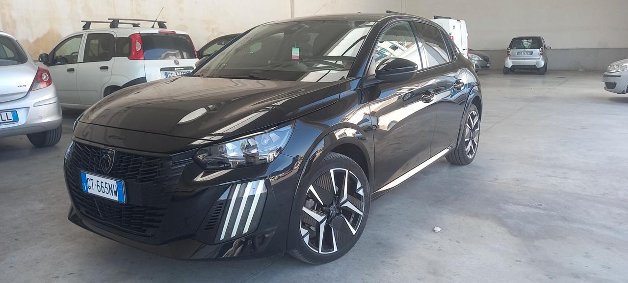 Peugeot 208 GT 1.2 turbo 100cv total balck