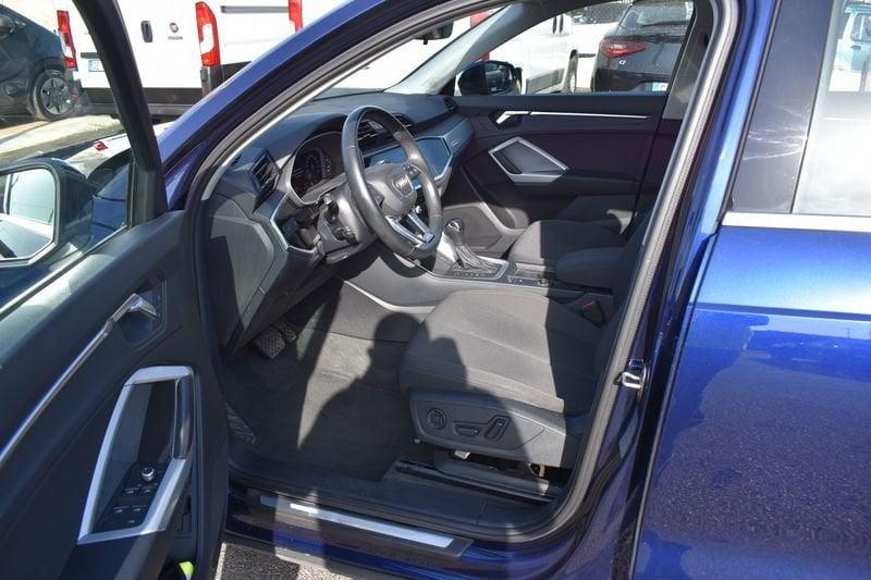 Audi Q3 40 TDI quattro S tronic Business Advanced