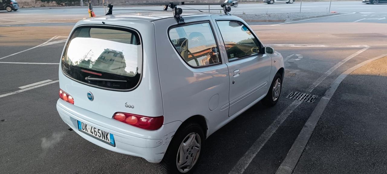 Fiat 600 1.1 Active