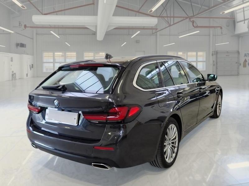BMW 520 xDrive Business Auto MH48V Touring