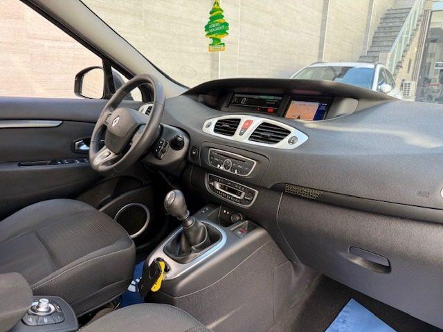 RENAULT Scenic 1.6 16V Dynamique 7POSTI