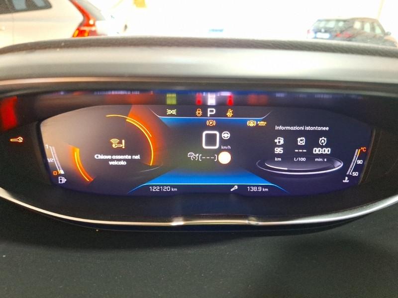 PEUGEOT 5008 BlueHDi 130 Allure Pack EAT8 S/S aut.