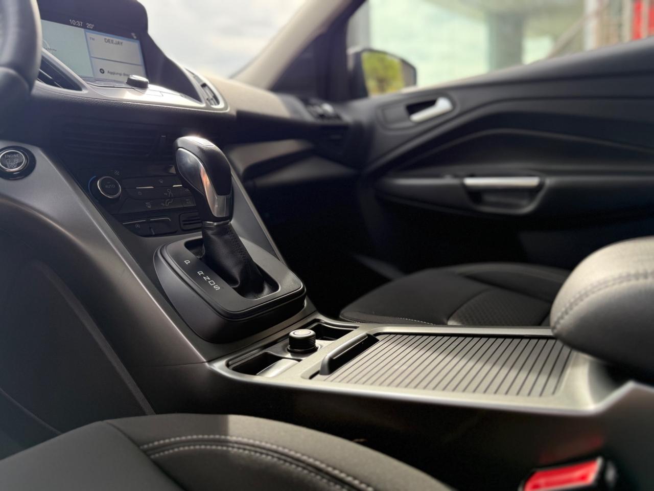 Ford Kuga 2.0 TDCI 120 CV S&S 2WD Powershift Titanium