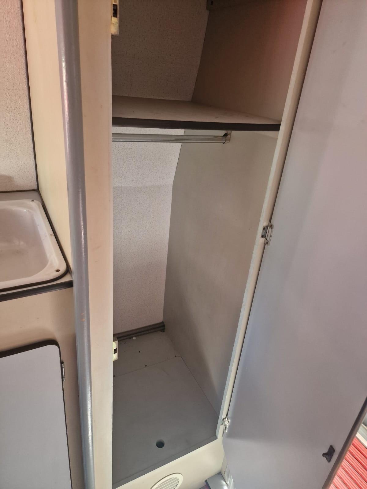 Vra22 Camper puro Ford del 1992 in saldo