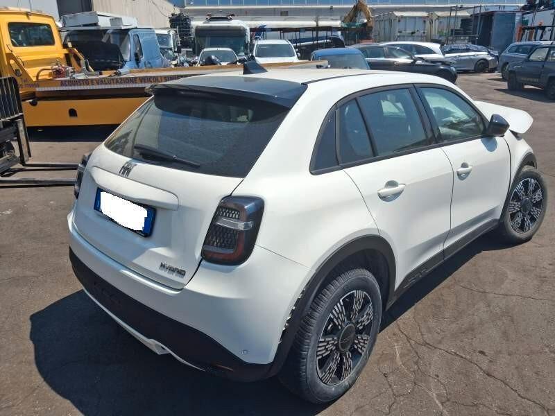 Fiat 600 Hybrid 110 CV DCT MHEV Business