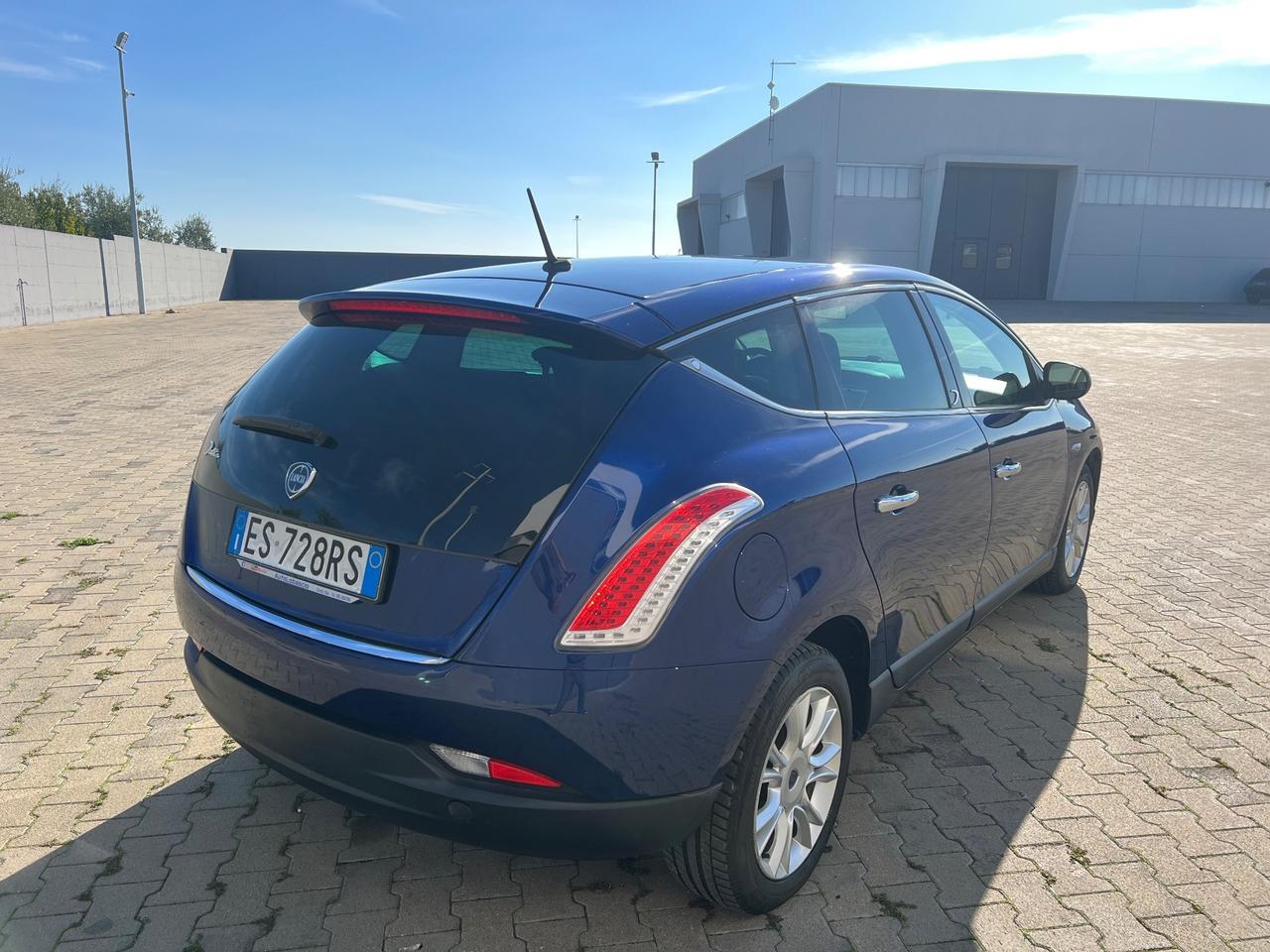 Lancia Delta 1.6 MJT 120cv Platino - 2013