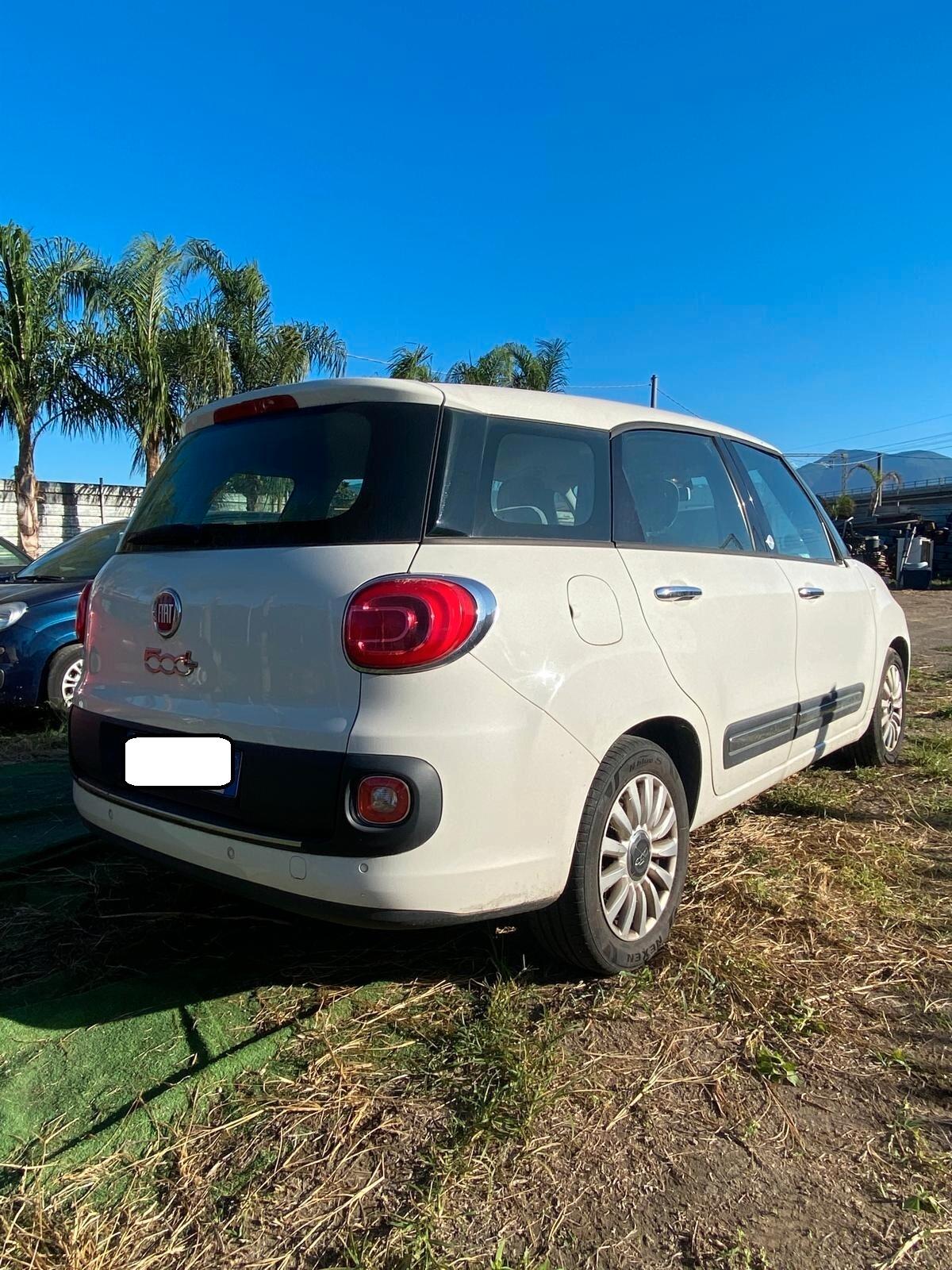 Fiat 500L 1.6 Multijet 120 CV Lounge LEGGI