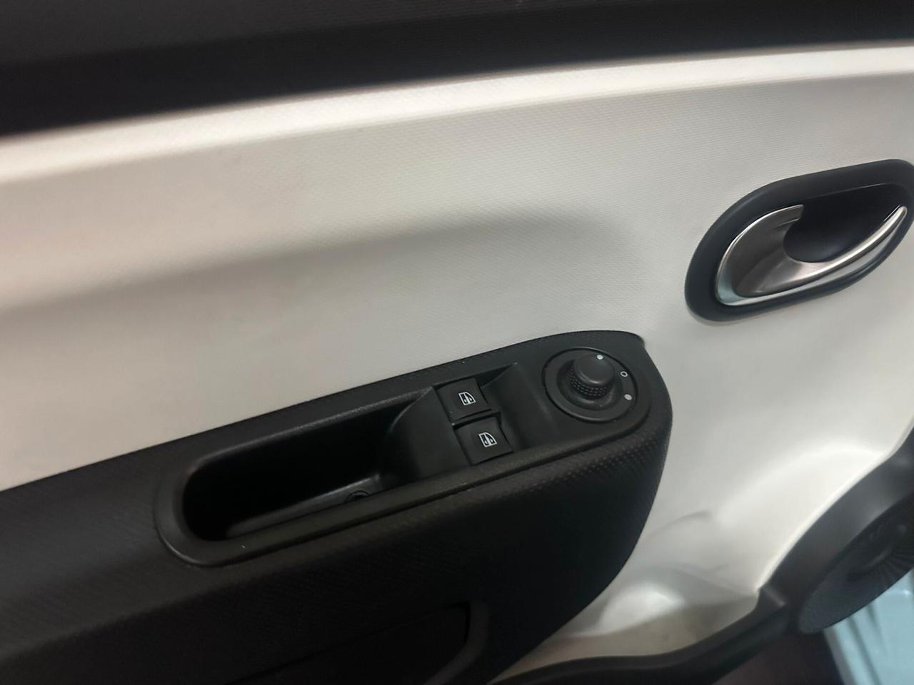 Renault Twingo SCe 65 CV Zen