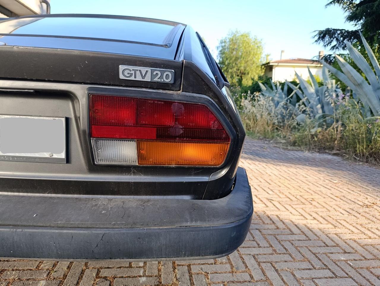 Alfa Romeo Alfetta GT GTV GTV 2.0