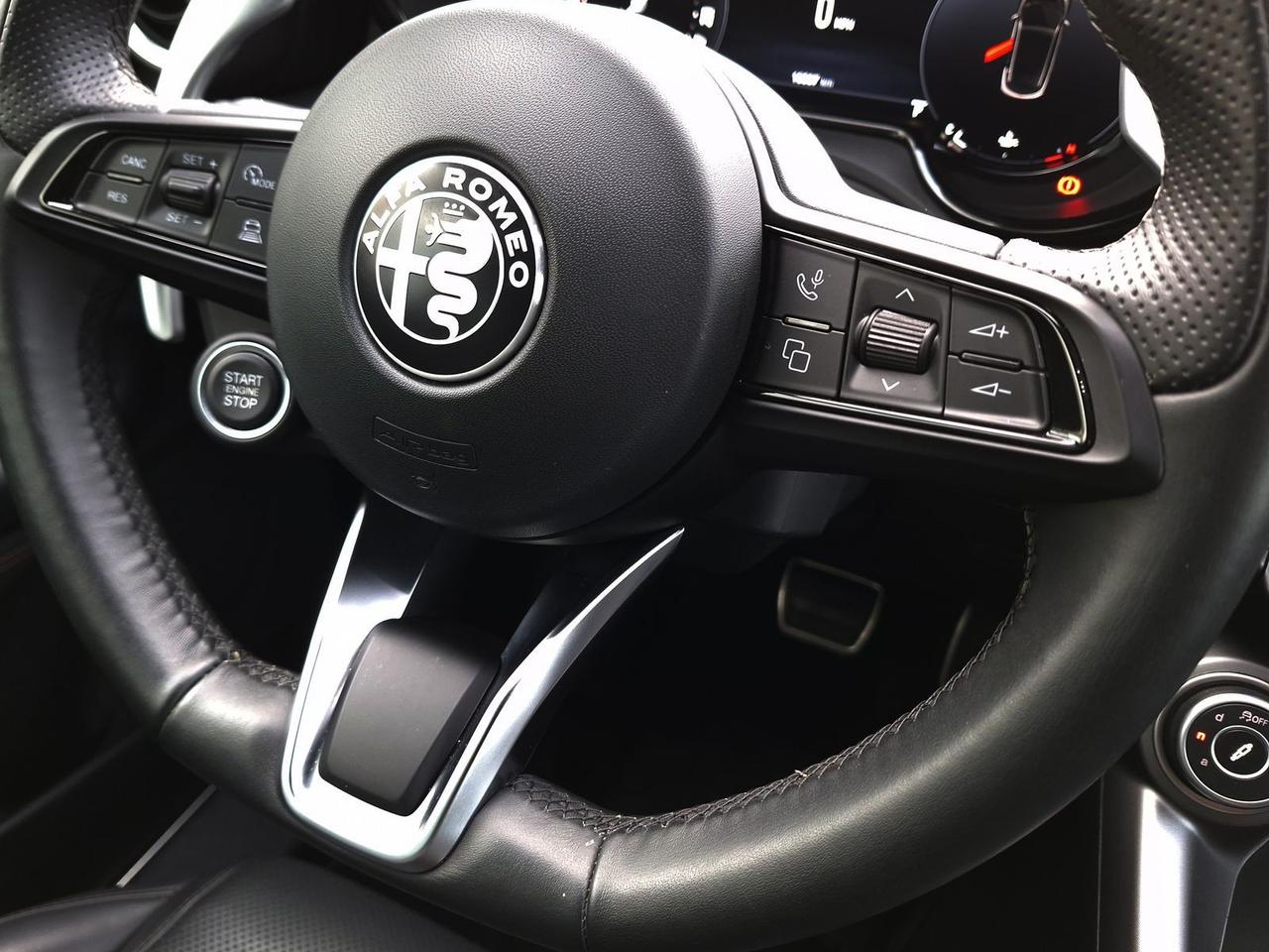 Alfa Romeo Tonale 1.5 hybrid 160cv veloce tct7