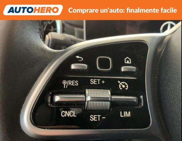 MERCEDES-BENZ A 180 d Automatic Sport