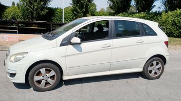 Mercedes B 170 x commercianti
