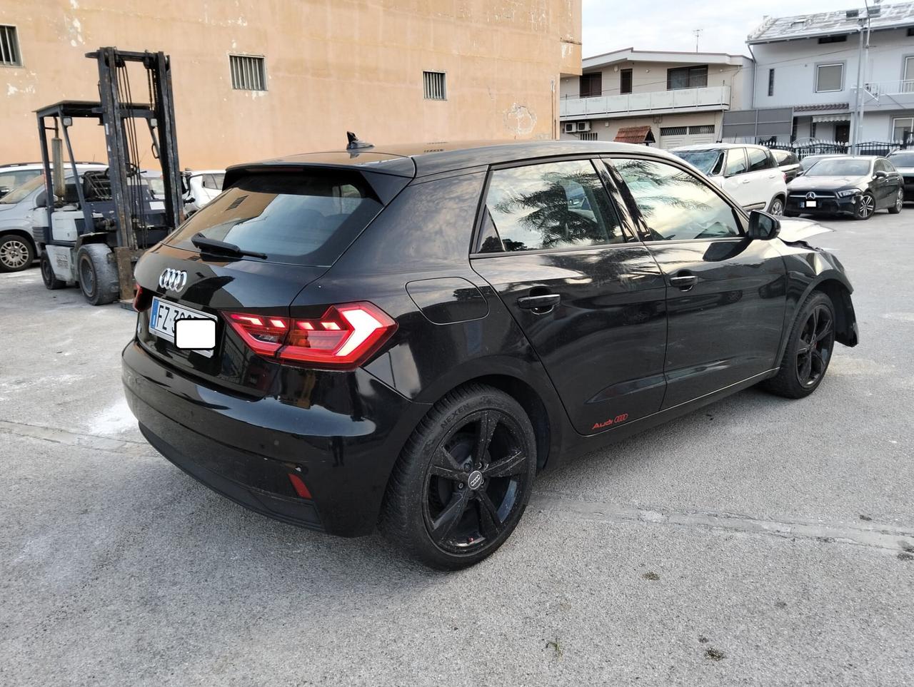 Audi A1 SPB 25 TFSI Identity Black 2019 SINISTRATA