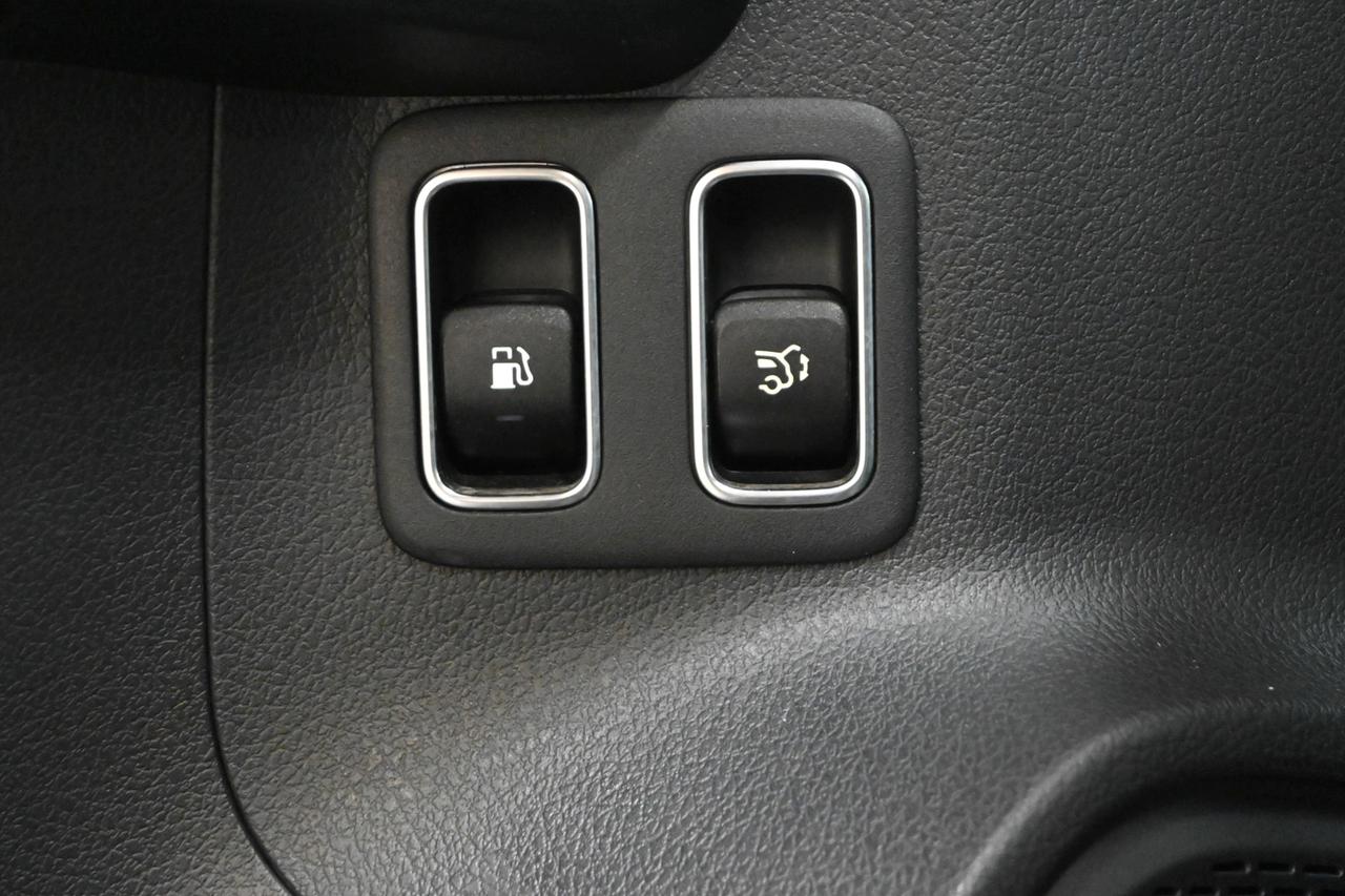 MERCEDES GLA (H247) GLA 250 e hybrid E...
