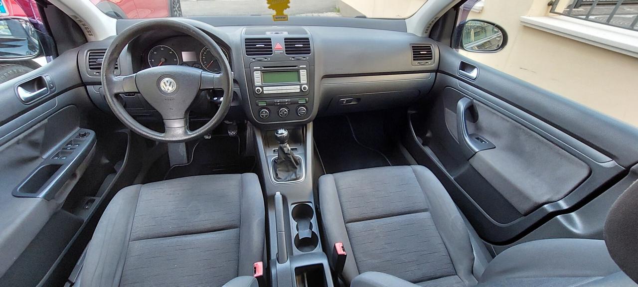 GOLF 1,9 TURBODIESEL 105 CV X NEOPATENTATI COMFORTLINE LEGA GOMME NUOVE IMPECCABILE