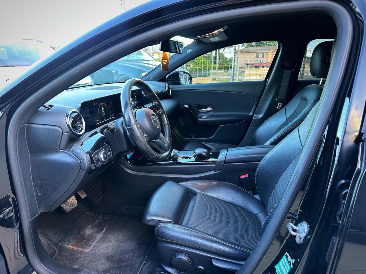 Mercedes-benz A 180 A 180 d Automatic Sport Motore con 15.000 km Garanzia 12 Mesi