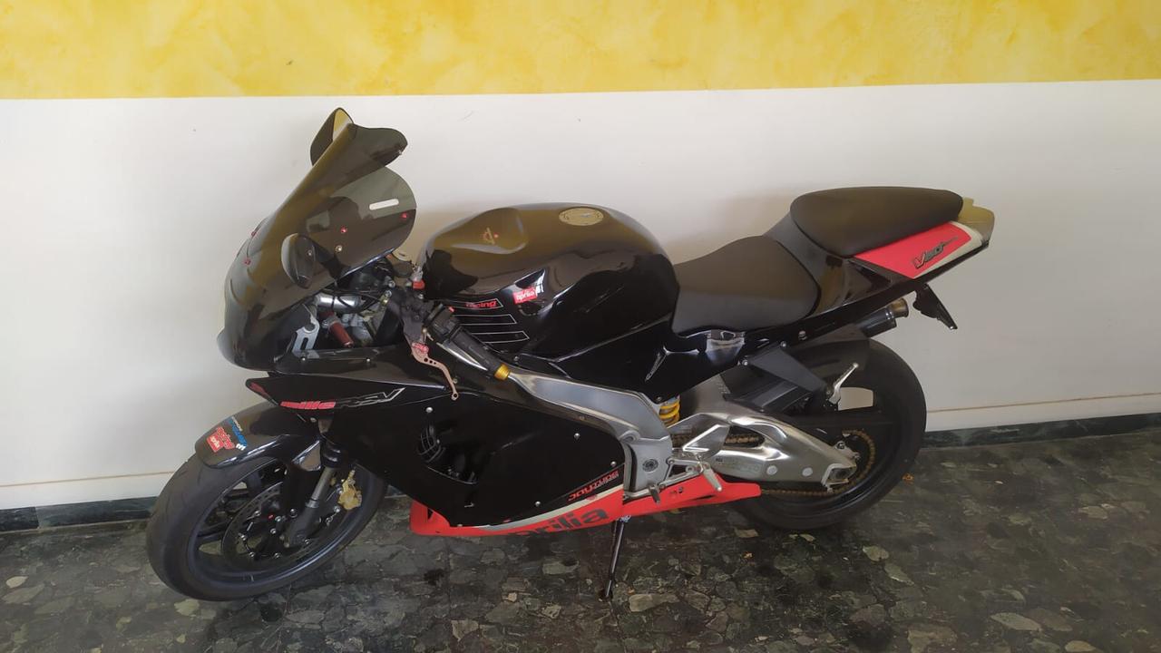 APRILIA RSV1000