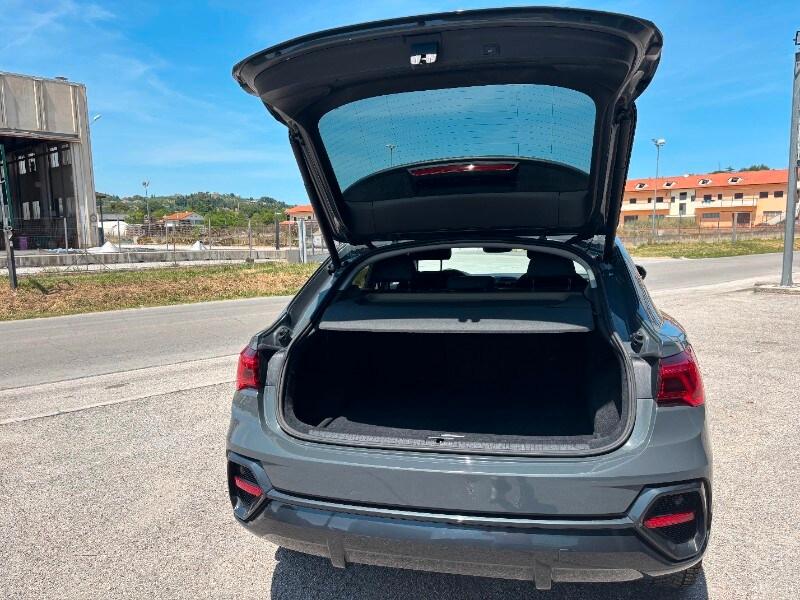 AUDI Q3 2ª serie Q3 SPB 35 TDI S tronic Busine...