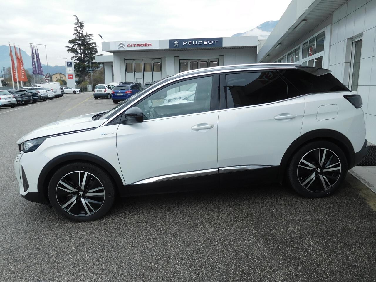 Peugeot 3008 Hybrid4 300 e-EAT8 GT Pack 4X4