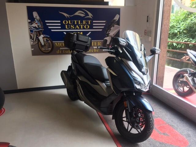 Honda Forza 300 ABS + TCS