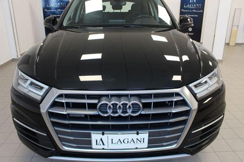 Audi Q5 40 TDI quattro S tronic Business Sport