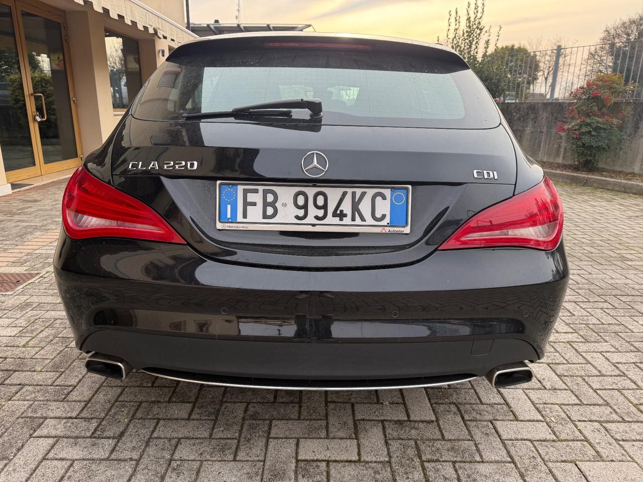 Mercedes-benz C 220 Dark night Premium