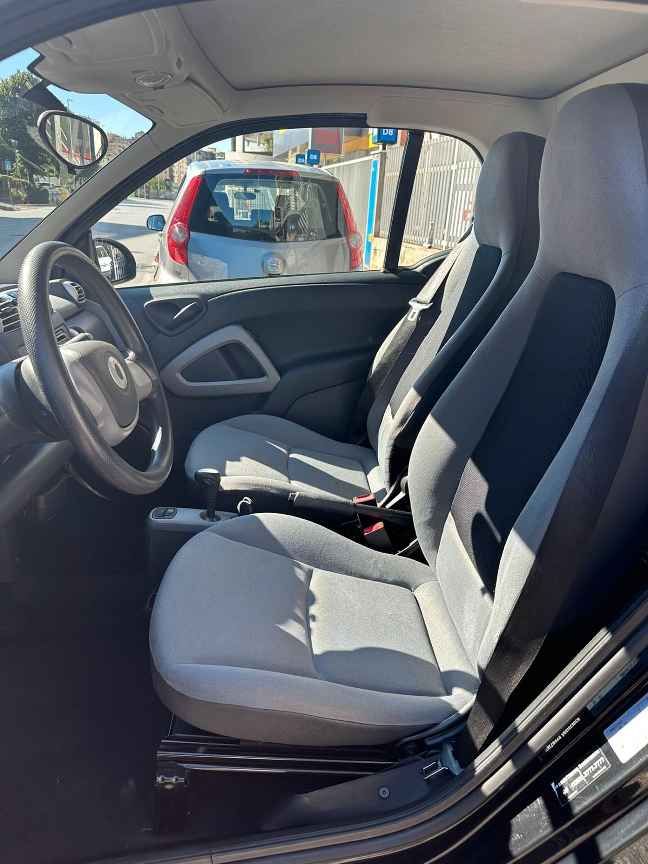 Smart ForTwo 1000 52 kW MHD coupé pure