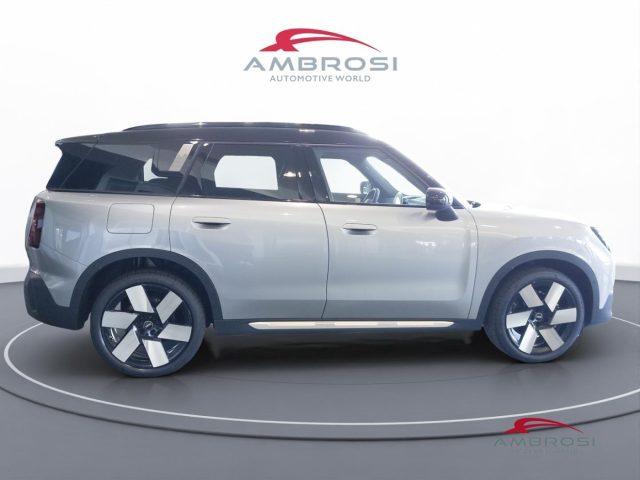 MINI Countryman Cooper C Favoured M Package