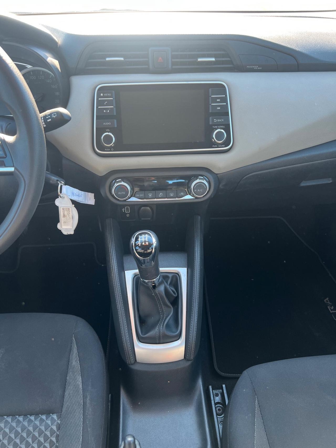 Nissan Micra IG-T 100 5 porte Tekna