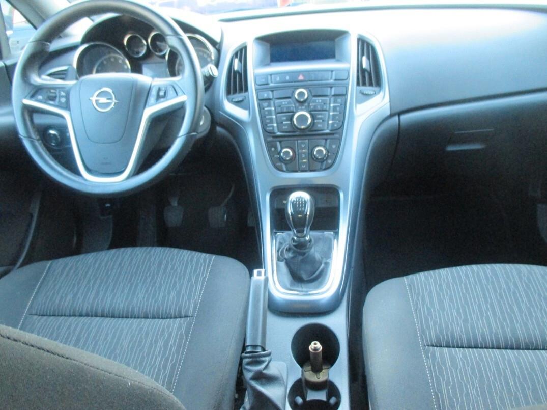 Opel Astra 1.4 Turbo 140CV Sports Tourer GPL Tech Elective