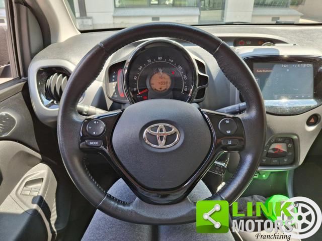 TOYOTA Aygo Connect 1.0 VVT-i 72CV x-play GARANZIA INCLUSA