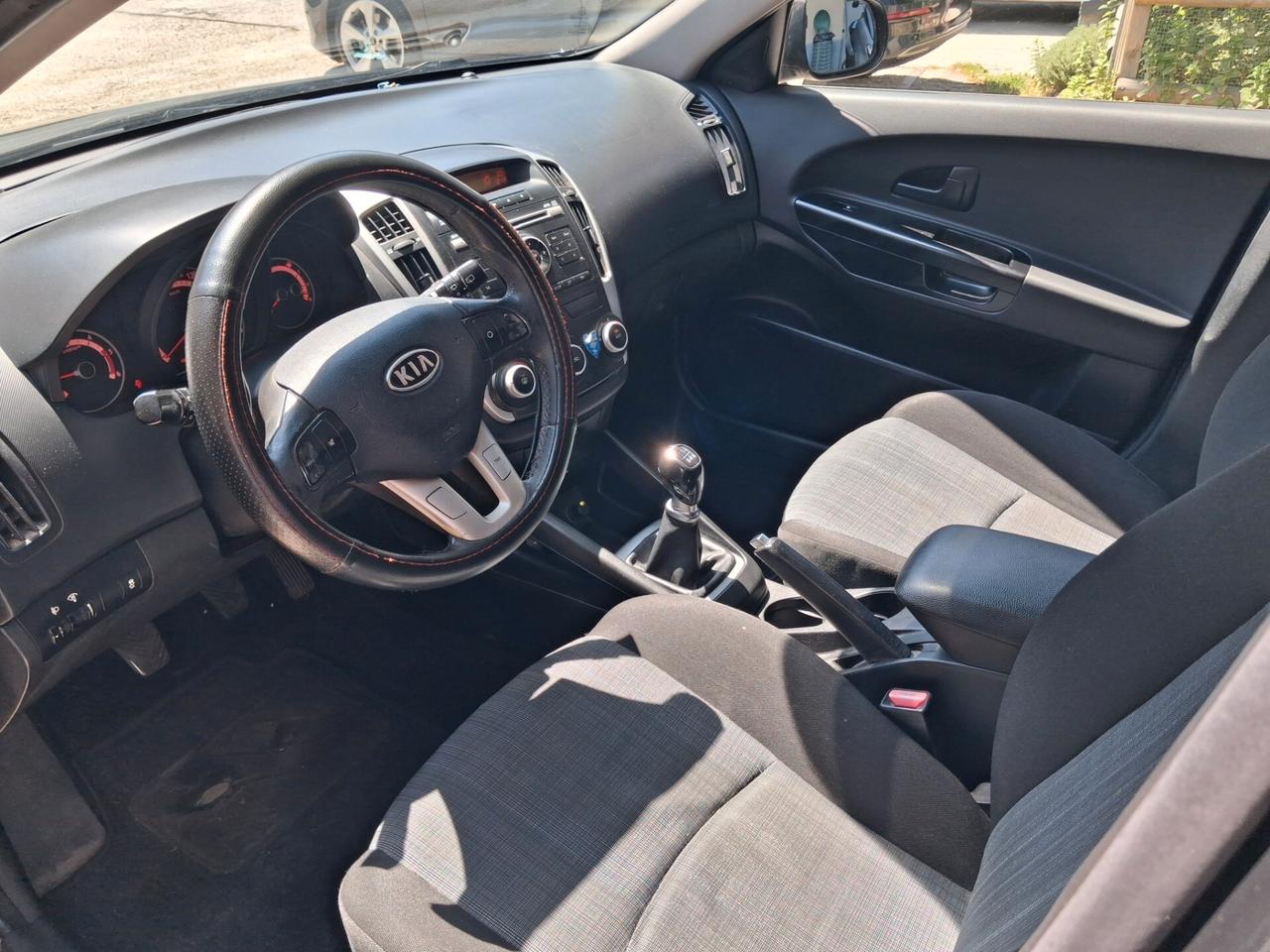 Kia Ceed cee'd Sp. Wag. 1.6 CRDi VGT 90CV LX