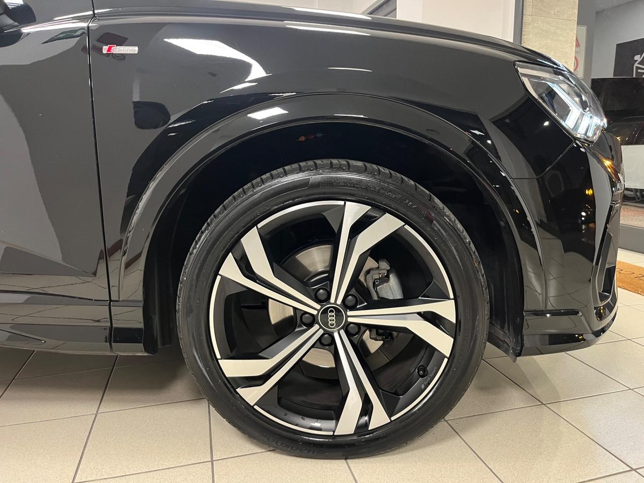 Audi Q3 SPB 35 TDI S-Line Identity Black 2024’