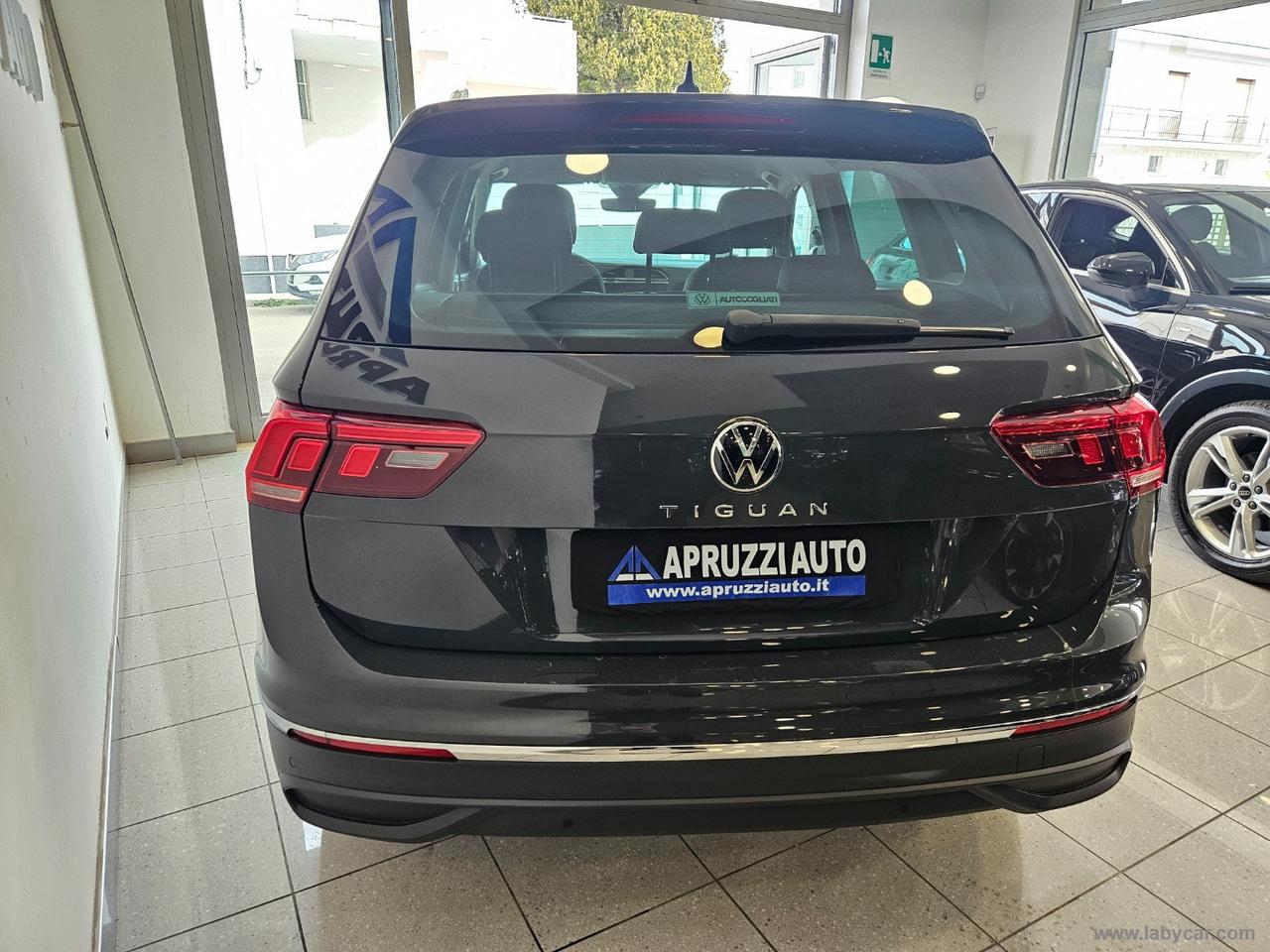 VOLKSWAGEN Tiguan 2.0 TDI 150CV SCR DSG Life