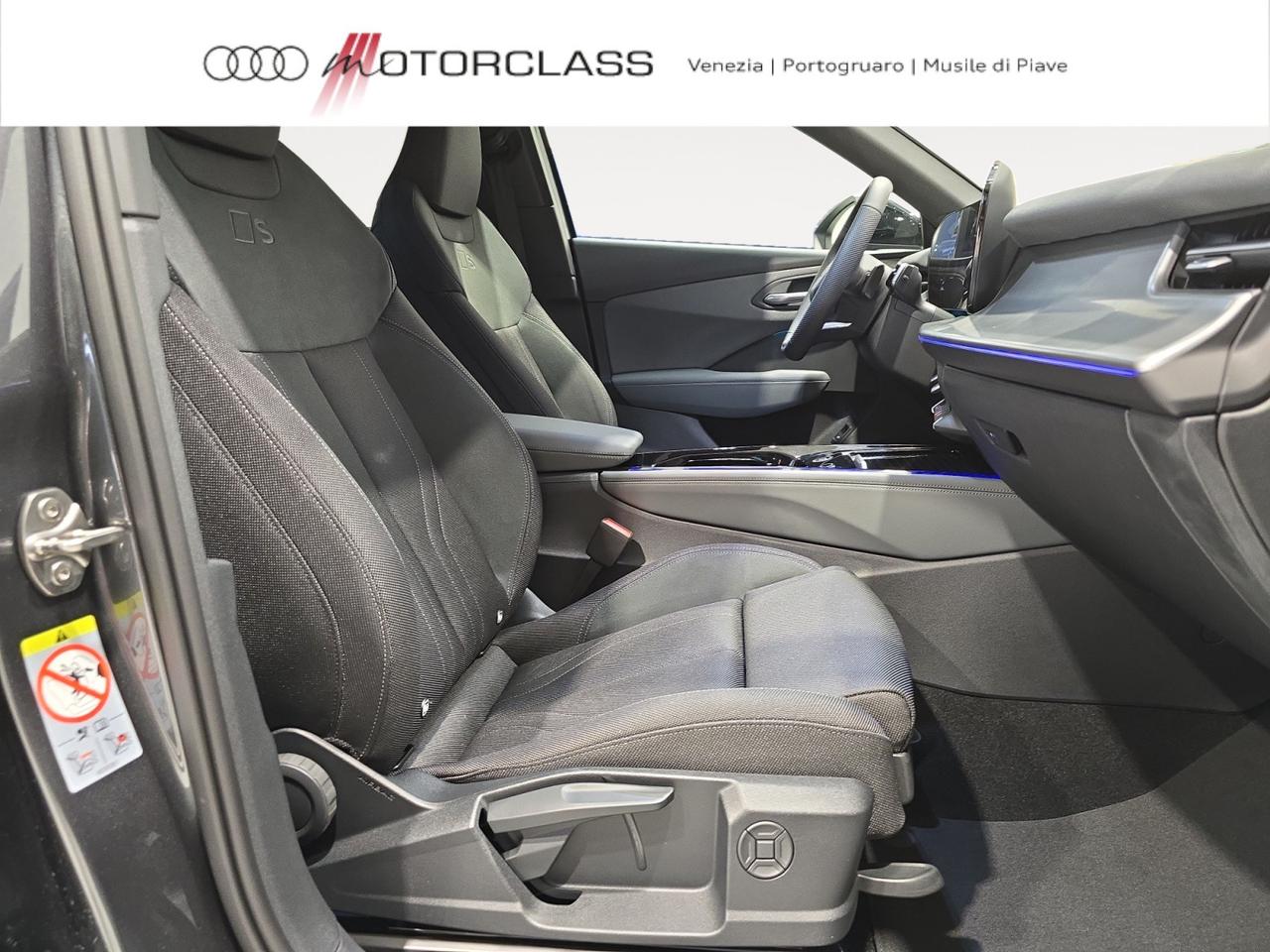 Audi Q3 2.0 tdi 150cv business s tronic