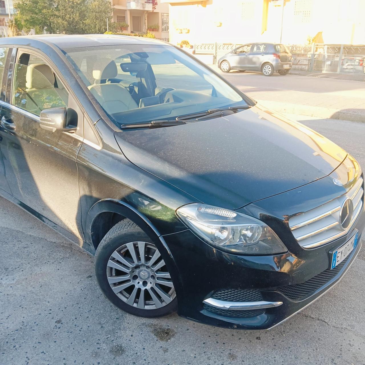 Mercedes-benz B 200 NGD Sport