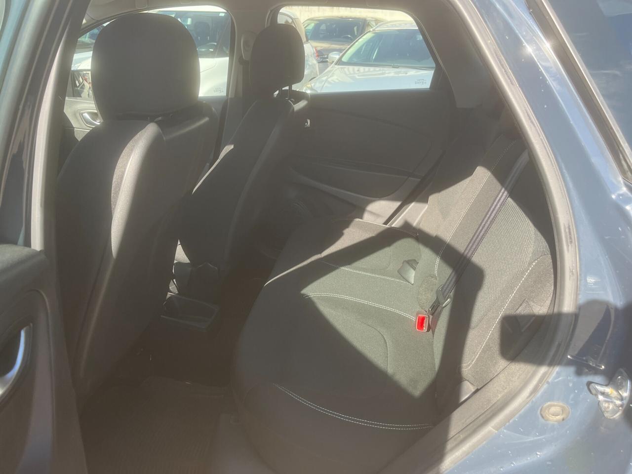 Renault Captur dCi 8V 90 CV EDC Sport Edition2