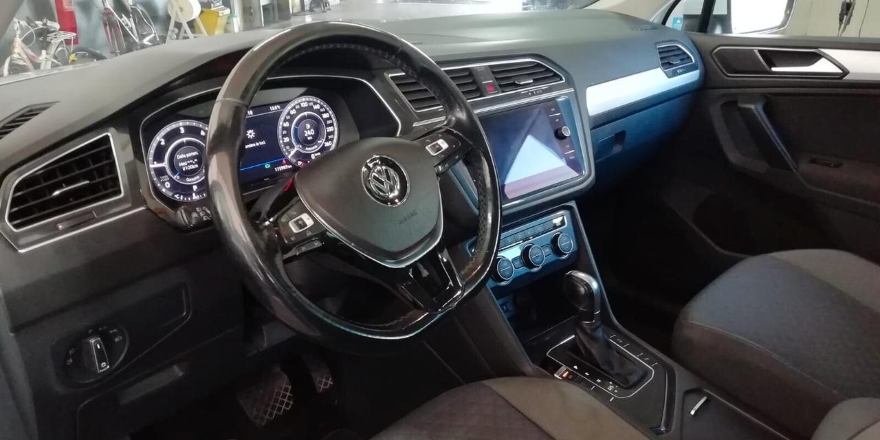 Volkswagen Tiguan 2.0 TDI SCR DSG Business BlueMotion Technology