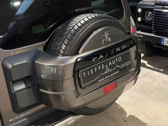 MITSUBISHI Pajero 3.2 DI-D 16V aut. 3p. Instyle DPF