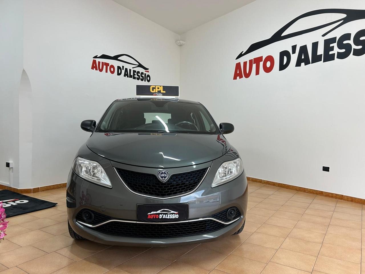 Lancia Ypsilon 1.2 69 CV 5 porte GPL Ecochic Gold