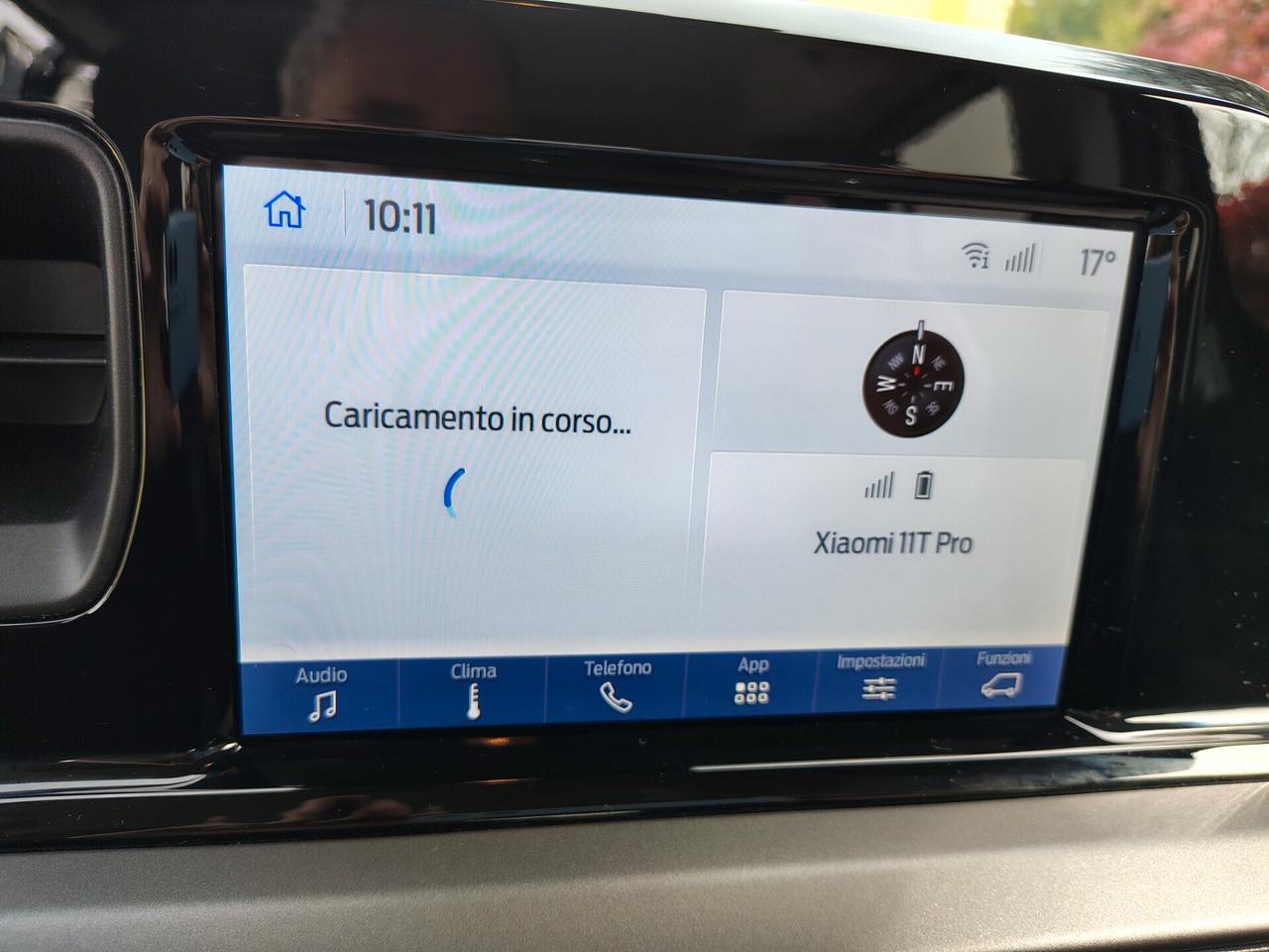 Ford Tourneo Courier 1.0 EcoBoost Titanium