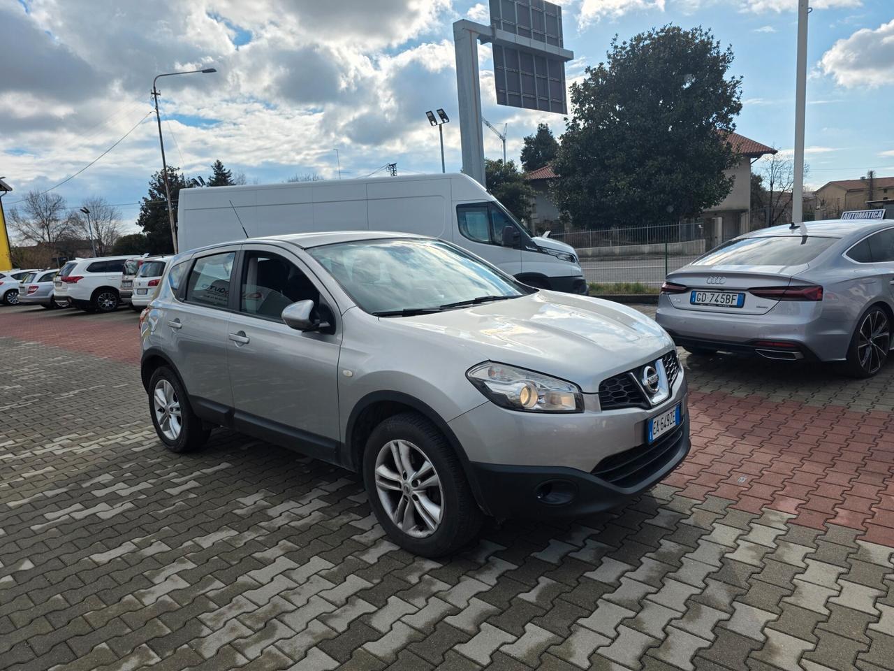 Nissan Qashqai 2.0 dCi DPF Tekna