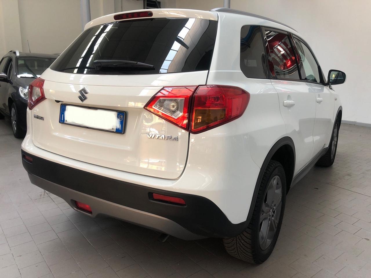 Suzuki Vitara 1.6 VVT A/T V-Top