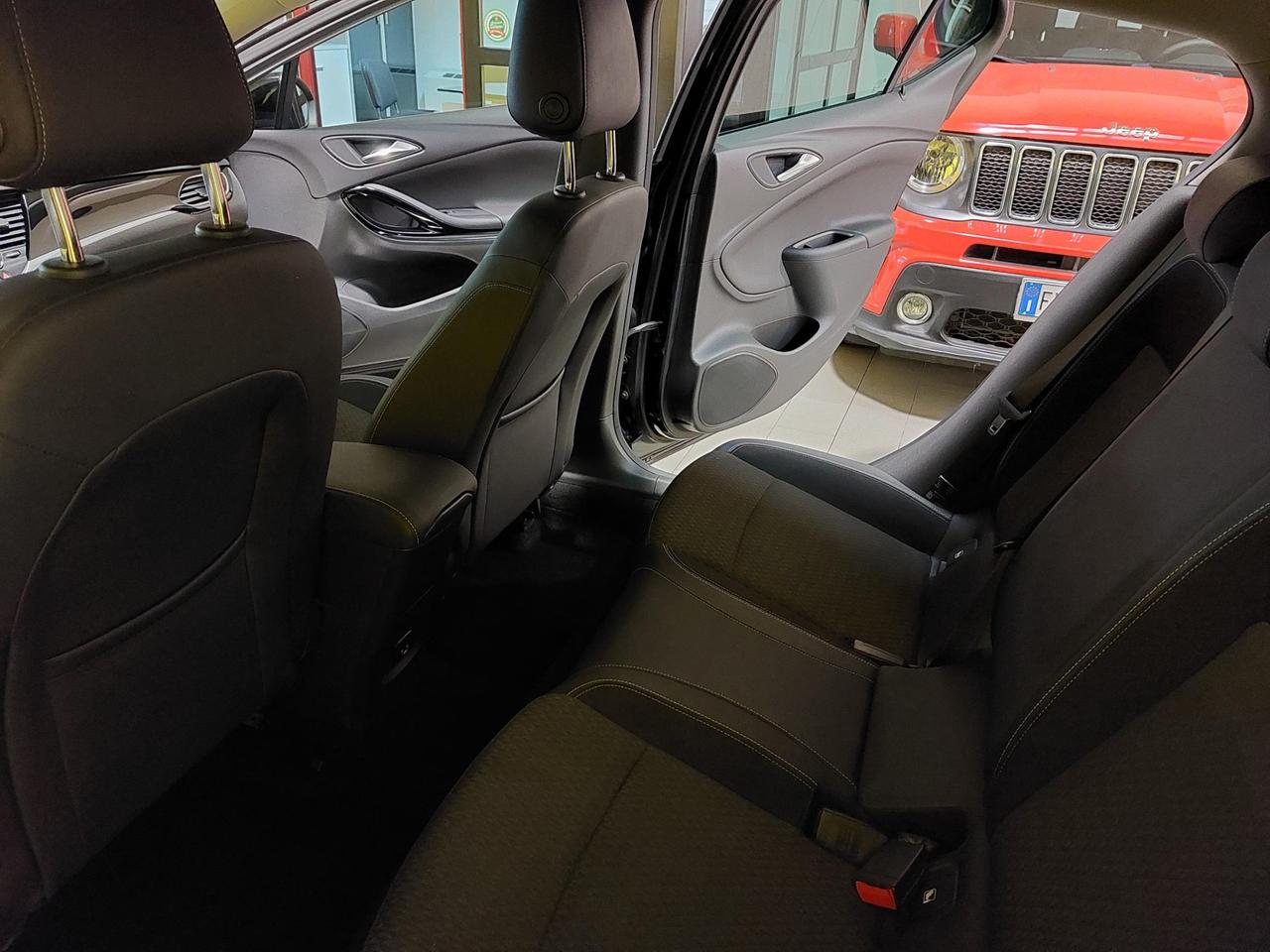 Opel Astra 5 Porte ASTRA 5P 1.6 CDTI INNOVATION 136CV