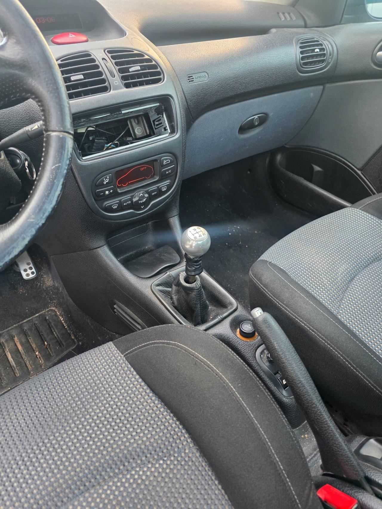 Peugeot 206cc 126000km