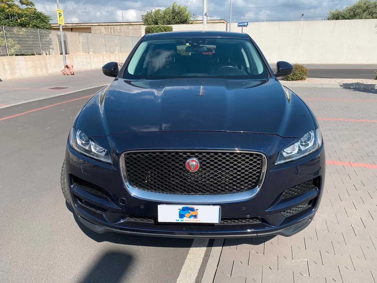 Jaguar F-Pace 2.0 D 180 CV AWD aut. R-Sport